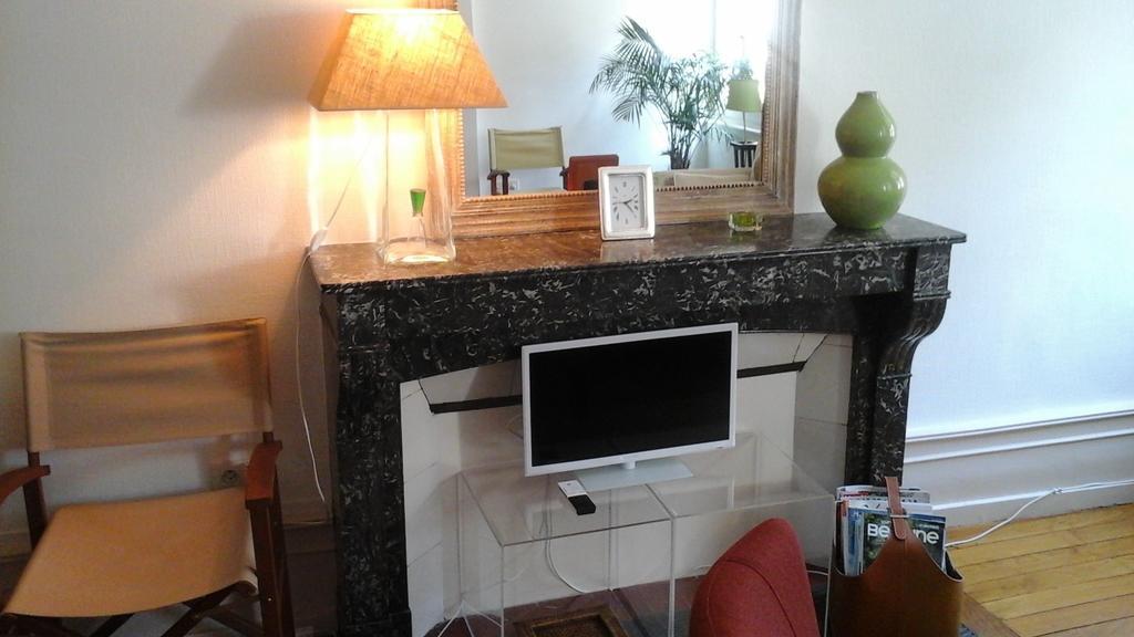 Beaune City Suite Szoba fotó